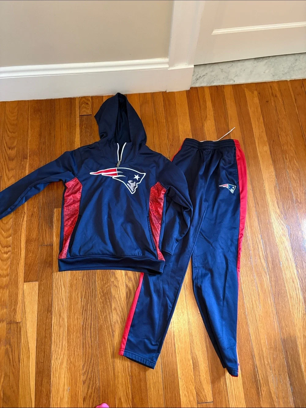 Kids Navy & Red New England Patriots Hoodie and Jogger Set